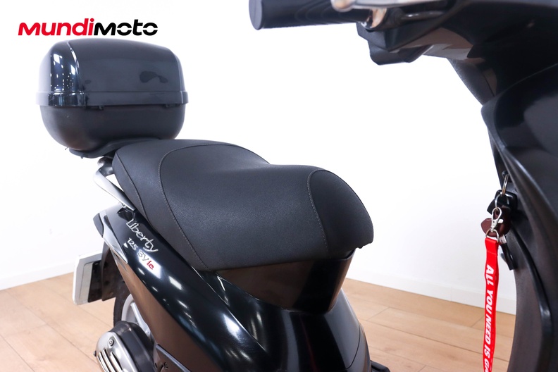 Motorbike image 12