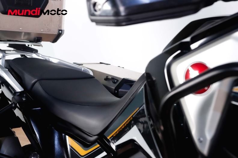 Motorbike image 13