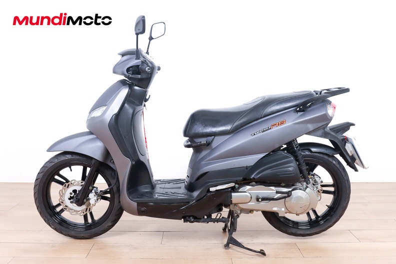 Motorbike image 5