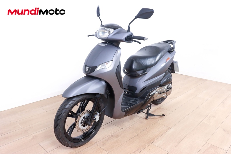 Motorbike image 7