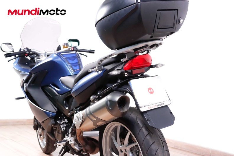 Motorbike image 8