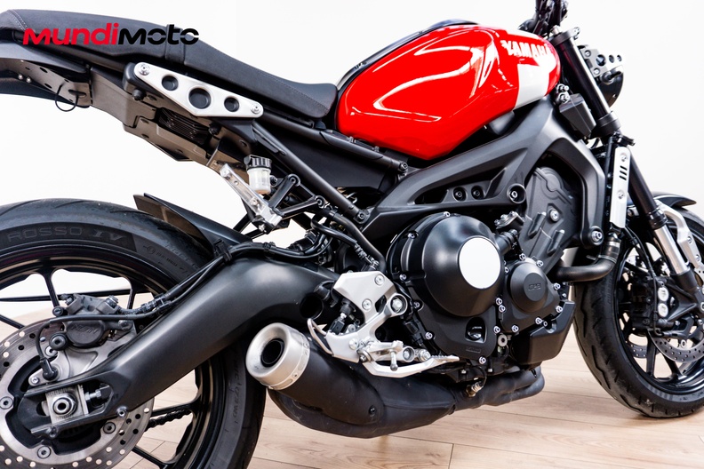 Motorbike image 3