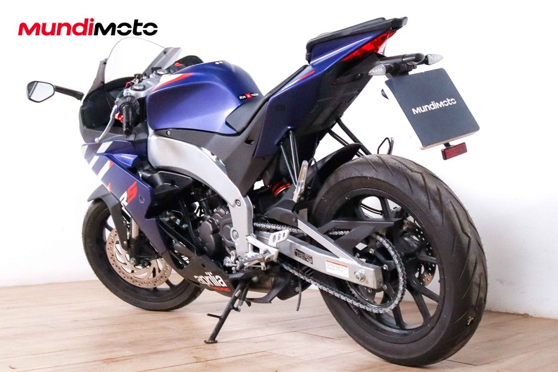 Motorbike image 6