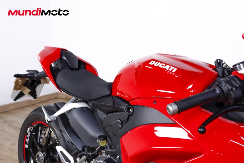 Motorbike image 12