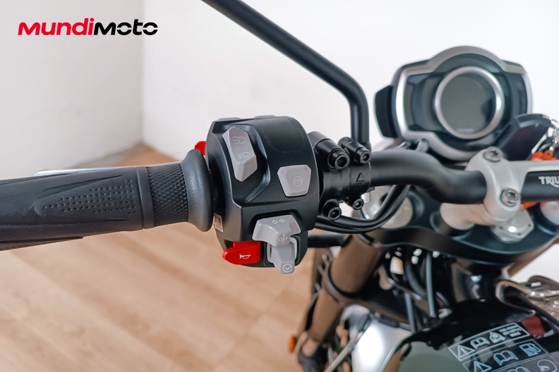 Motorbike image 13