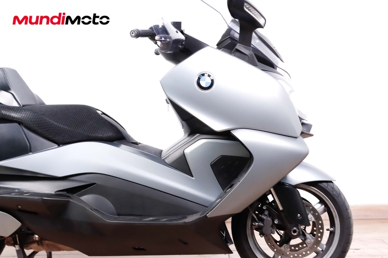 Motorbike image 12