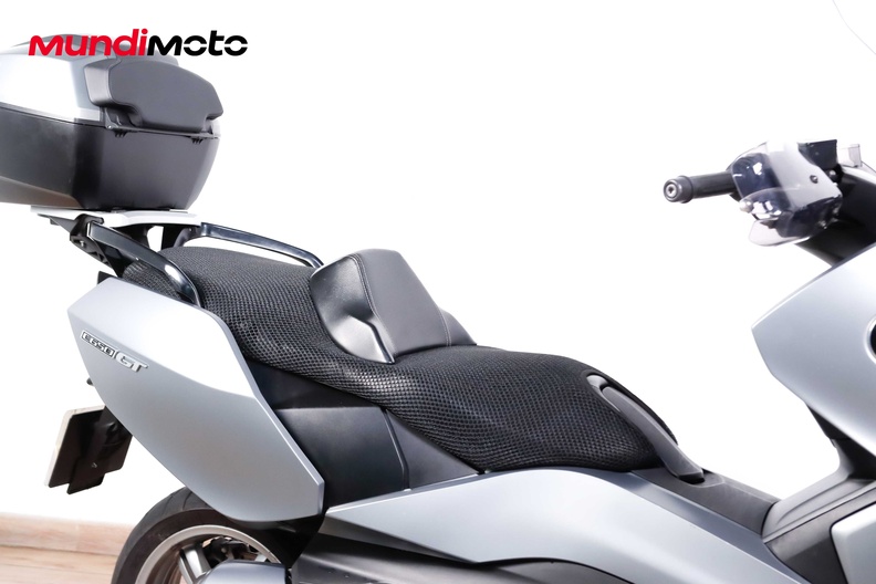 Motorbike image 13