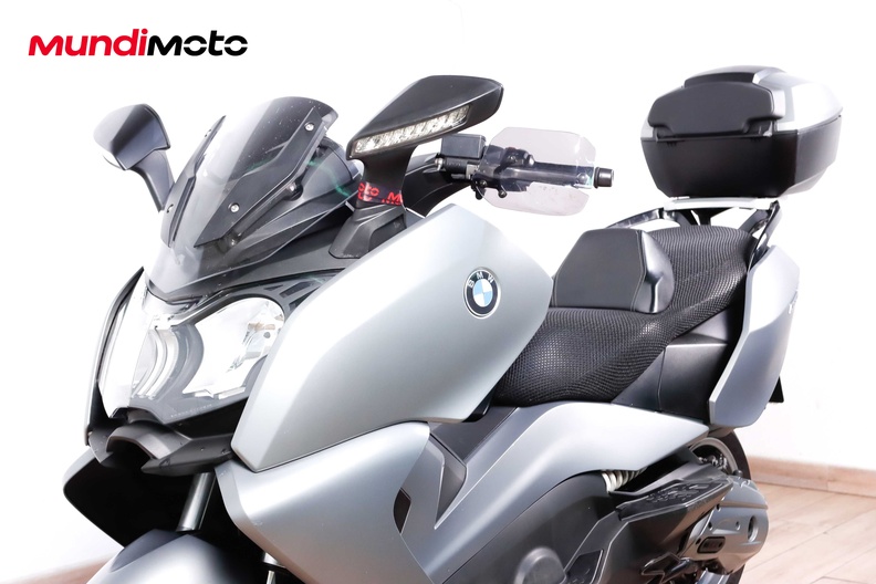 Motorbike image 8