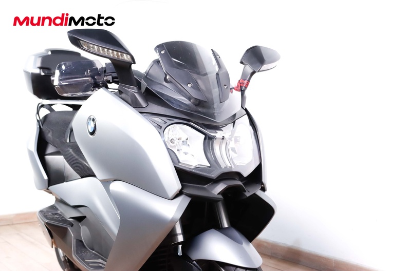 Motorbike image 4