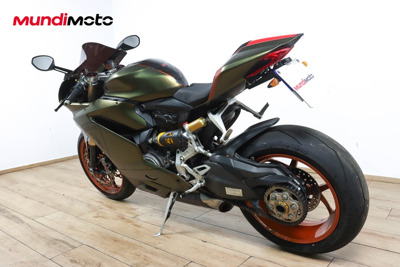 Motorbike image 7