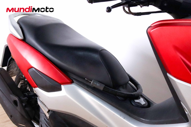 Motorbike image 13