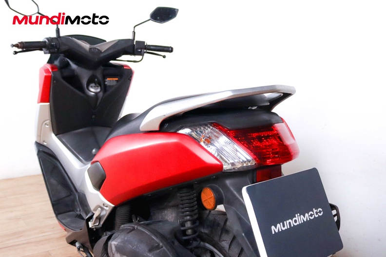 Motorbike image 9