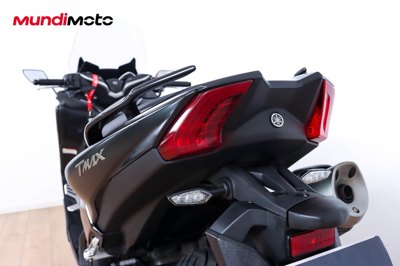 Motorbike image 9
