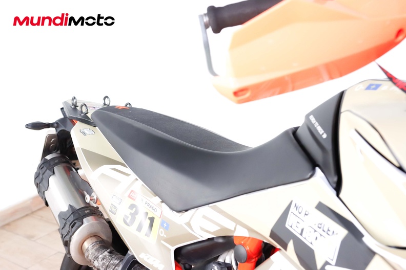 Motorbike image 13