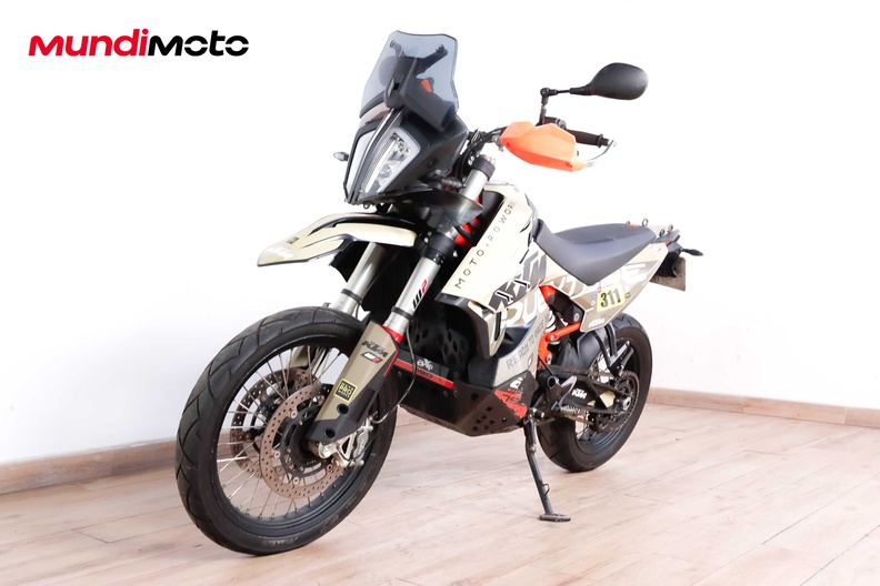 Motorbike image 7