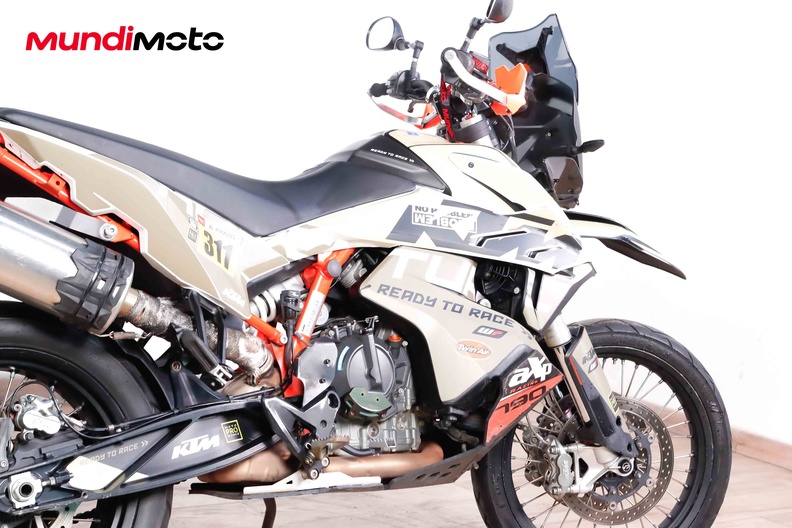 Motorbike image 3