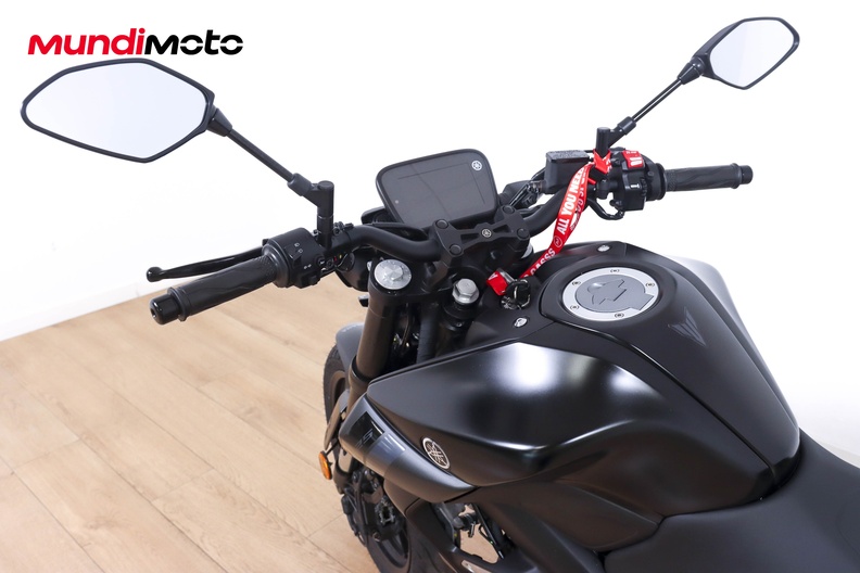 Motorbike image 10
