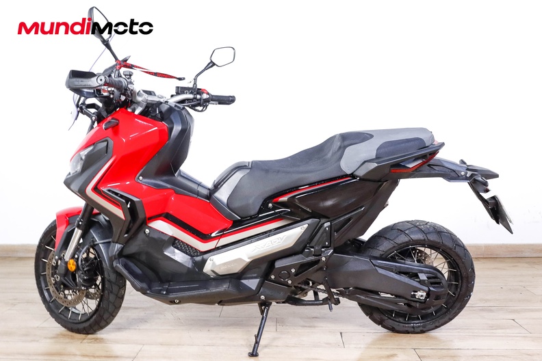 Motorbike image 5