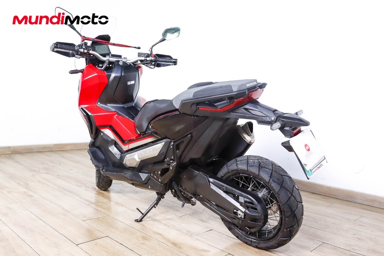 Motorbike image 6
