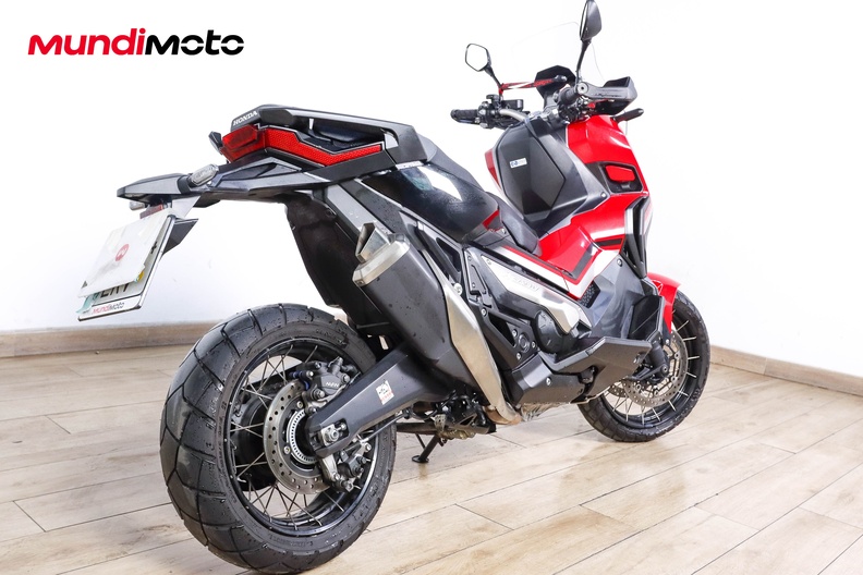 Motorbike image 2