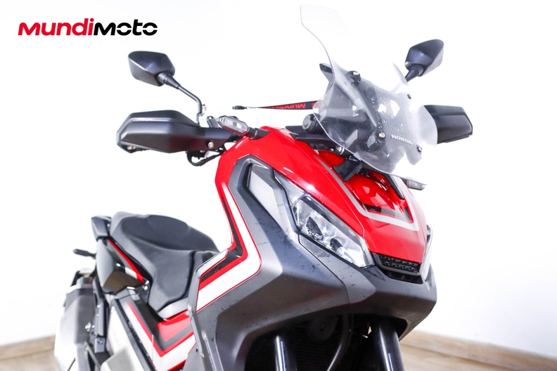 Motorbike image 4