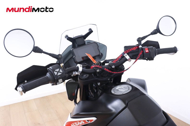 Motorbike image 10