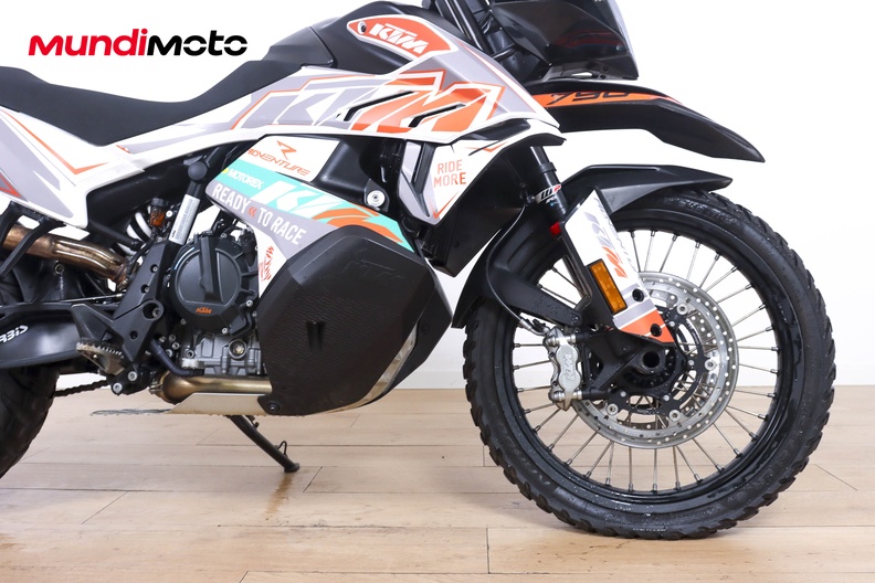 Motorbike image 13