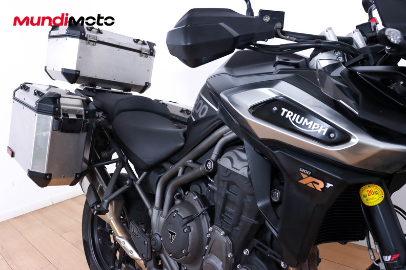 Motorbike image 12