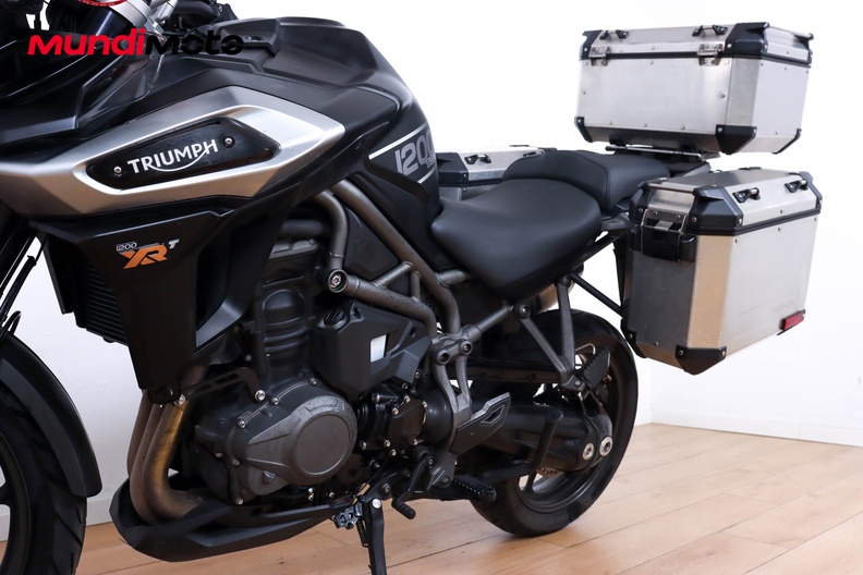 Motorbike image 8