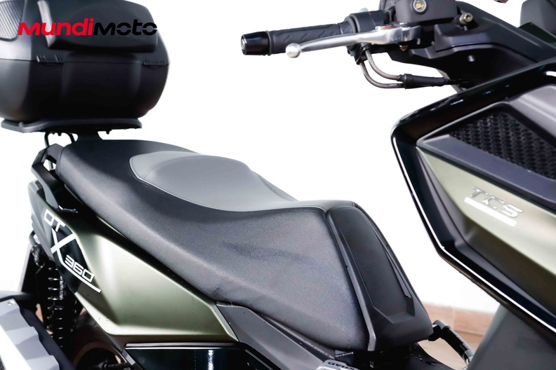 Motorbike image 13