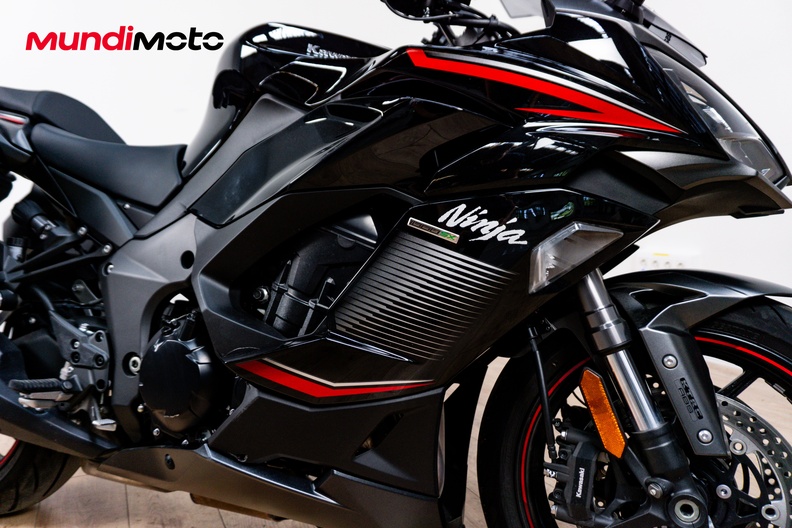 Motorbike image 4