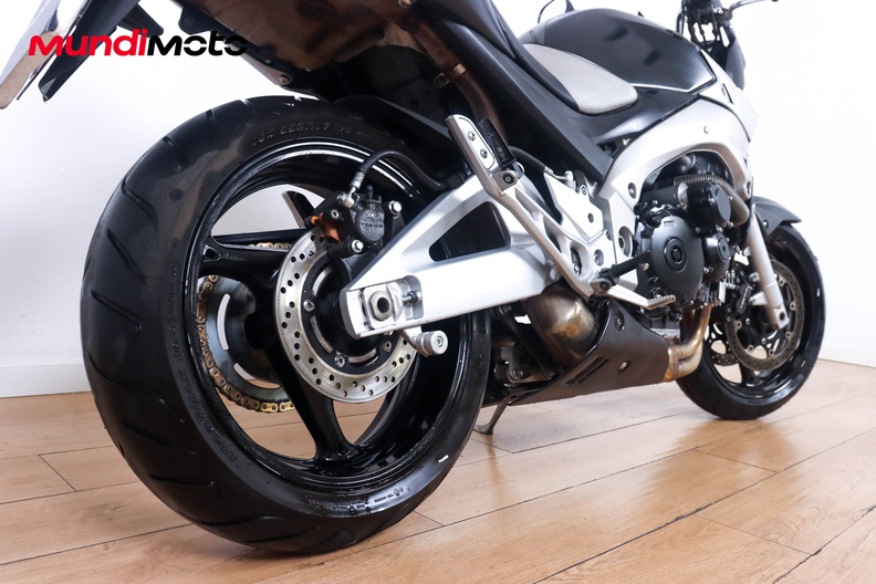 Motorbike image 3
