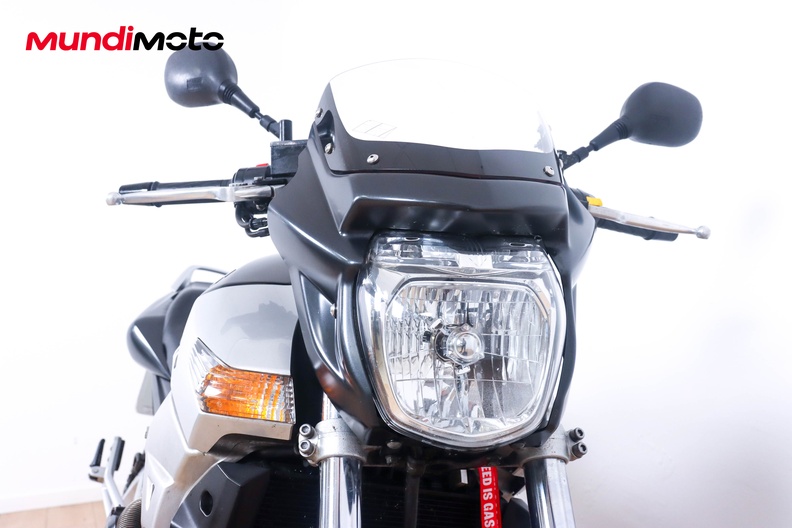 Motorbike image 4