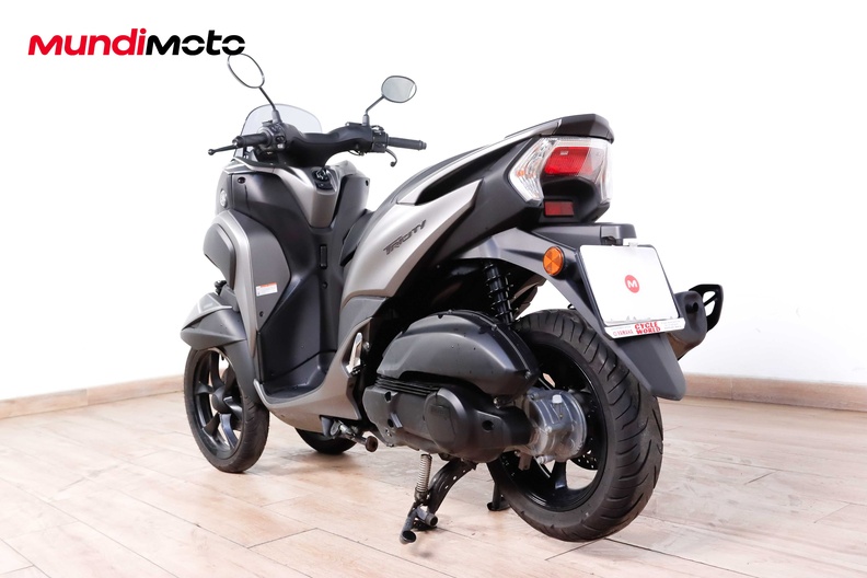 Motorbike image 6