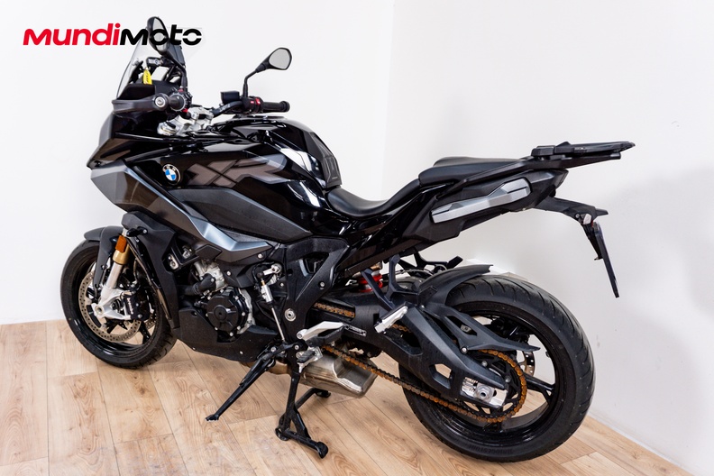 Motorbike image 7