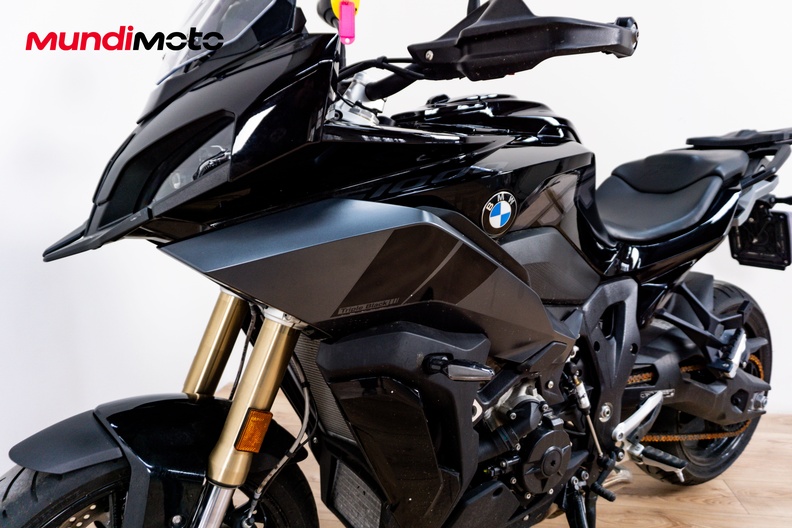 Motorbike image 9