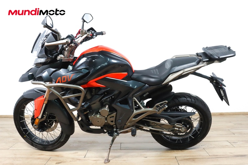 Motorbike image 5