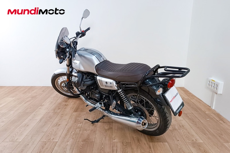 Motorbike image 7