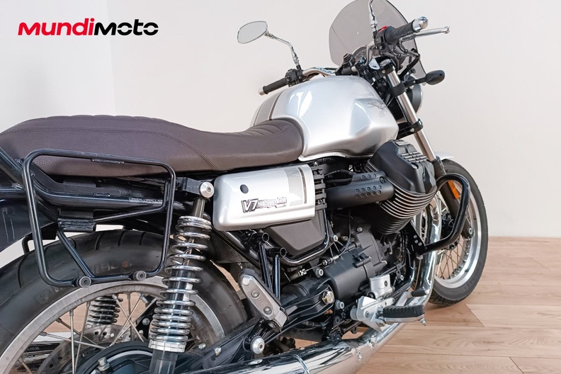 Motorbike image 3