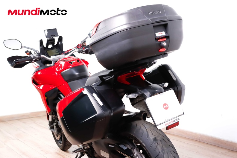 Motorbike image 9