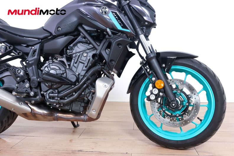 Motorbike image 13