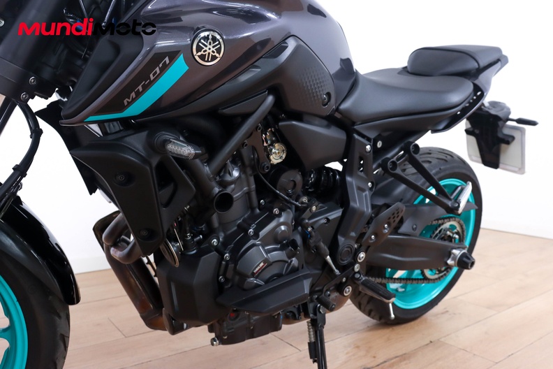 Motorbike image 8