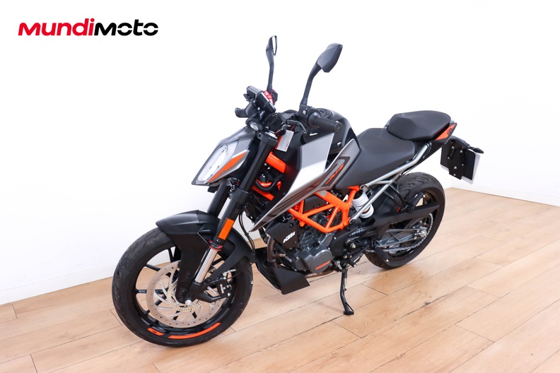 Motorbike image 7