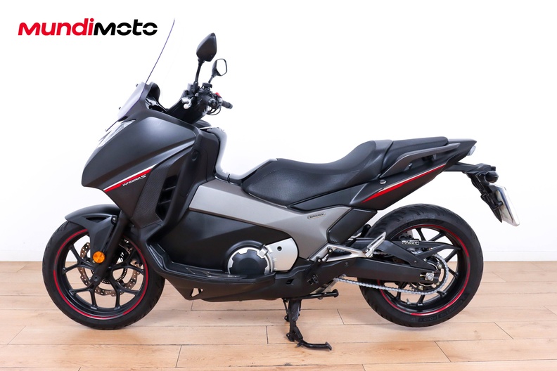 Motorbike image 5