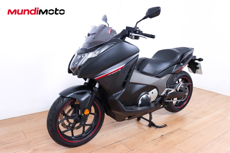 Motorbike image 7