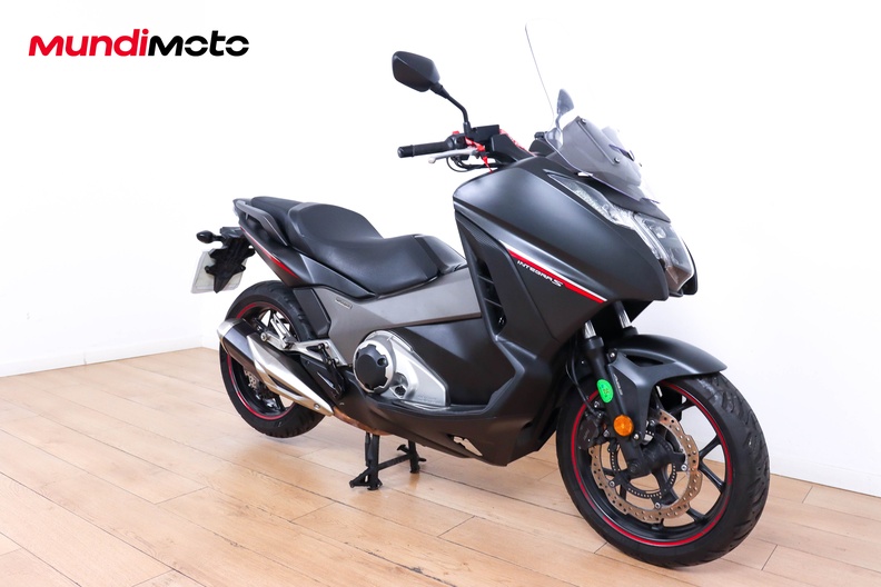 Motorbike image 1