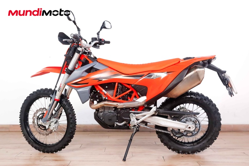 Motorbike image 5