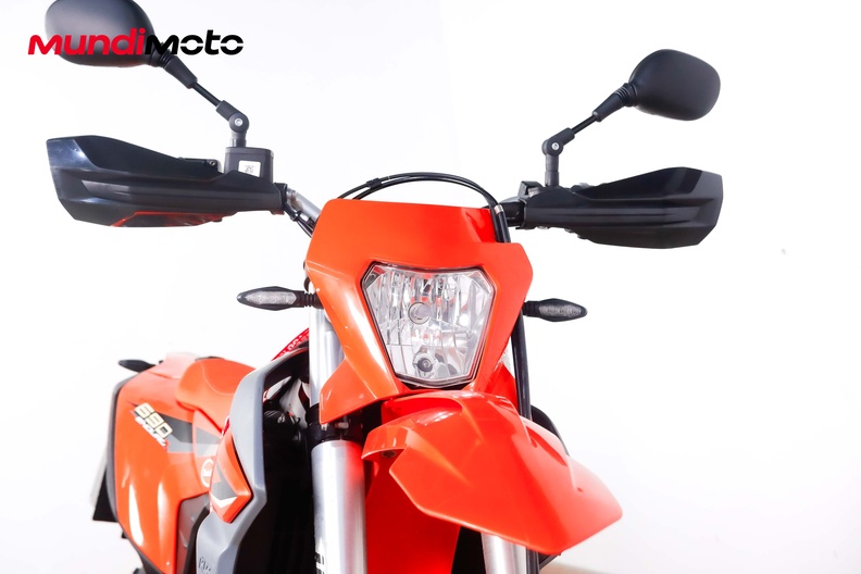 Motorbike image 4