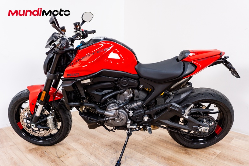 Motorbike image 5
