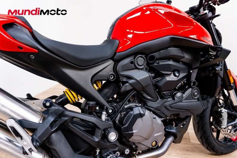 Motorbike image 3